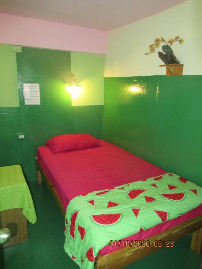 צ'יאנג מאי Jay Guesthouse And Restaurant (Adults Only) מראה חיצוני תמונה